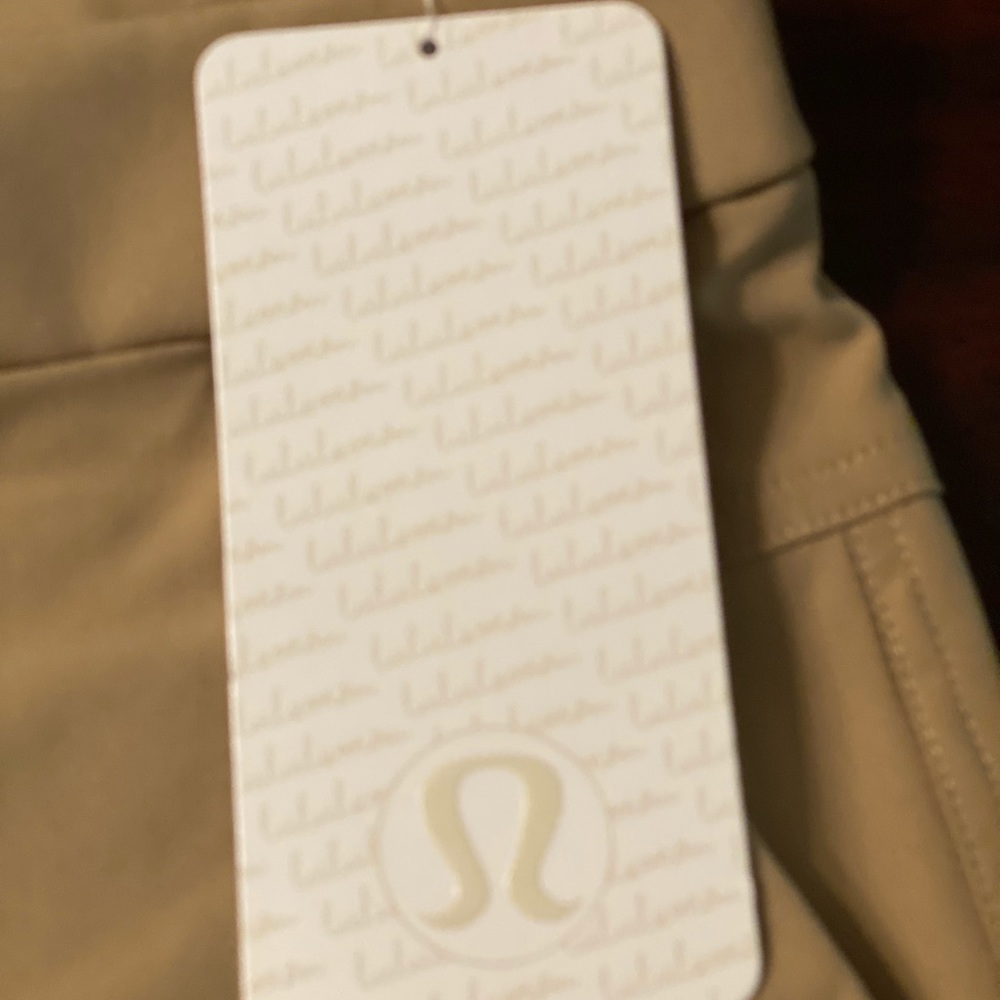 Men’s brand new with tags lululemon short